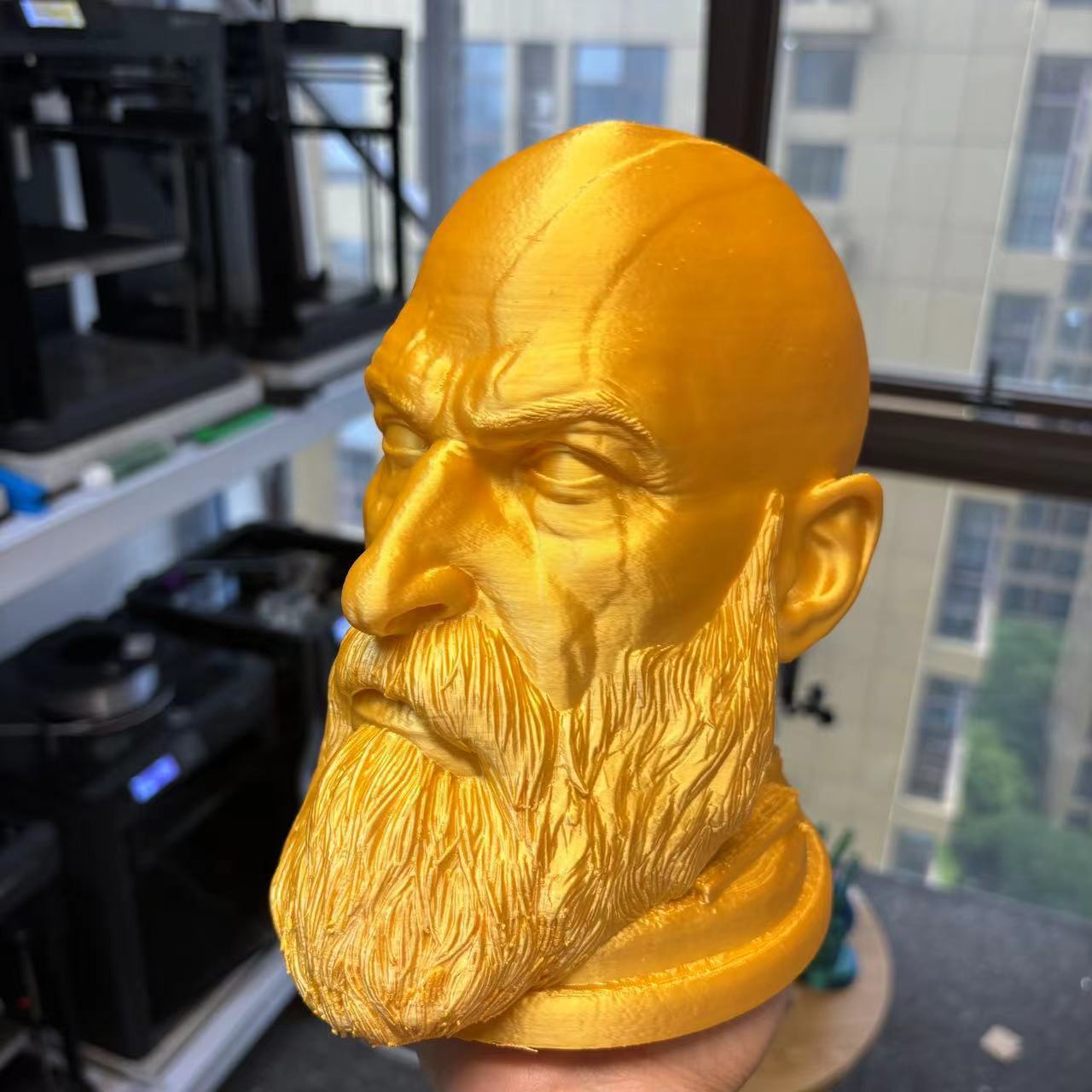 Kratos Headphone Stand